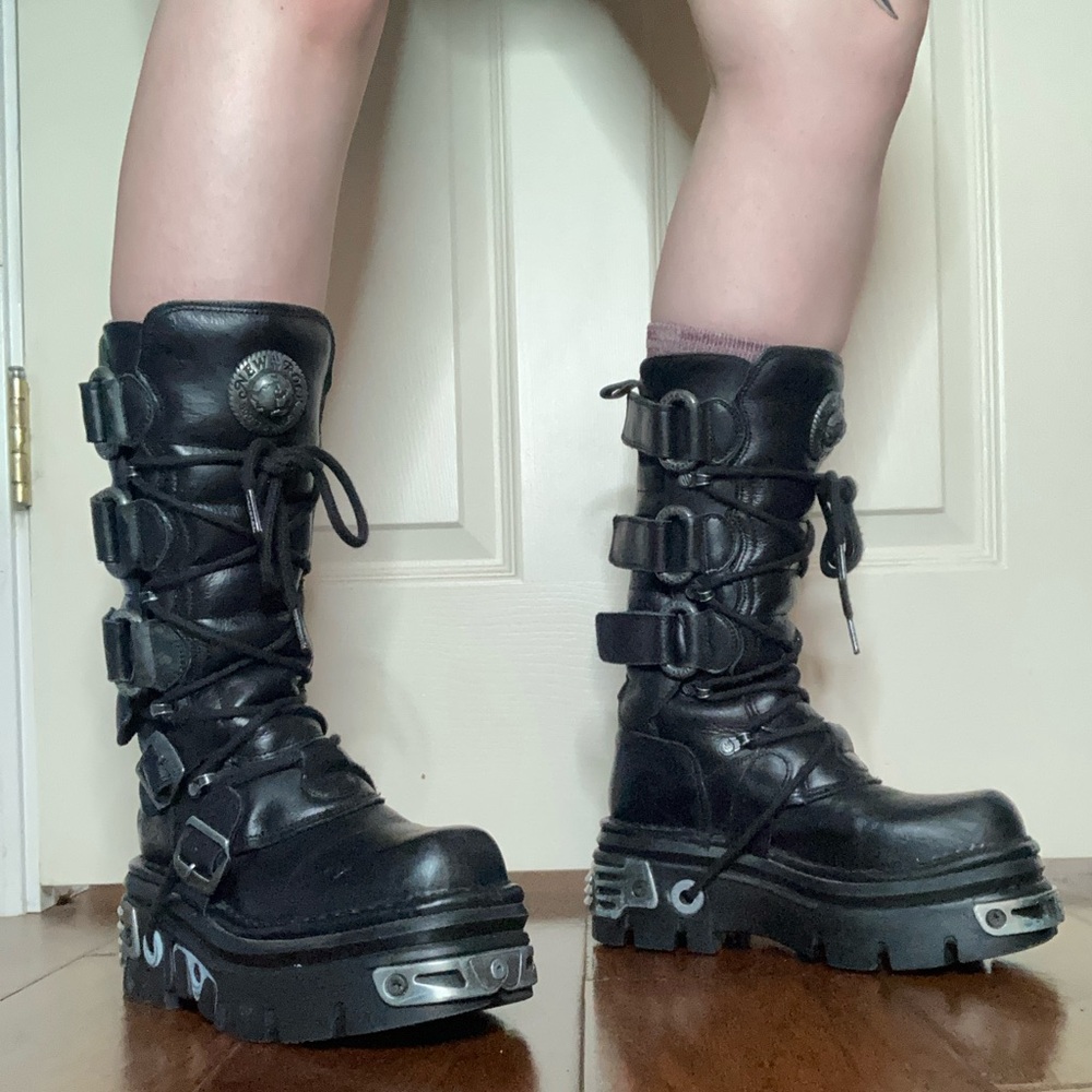 New Rock Reactor 5 buckle mid calf platform boots